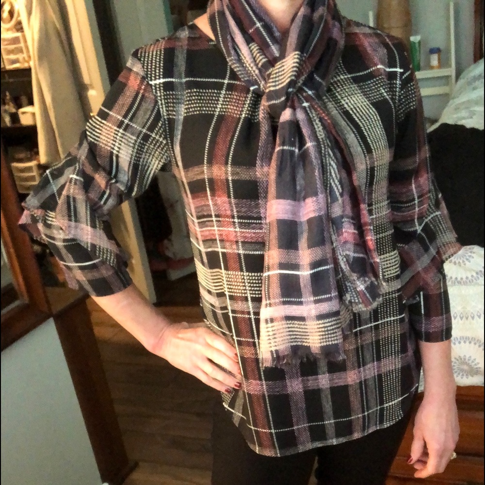 Van Heusen top